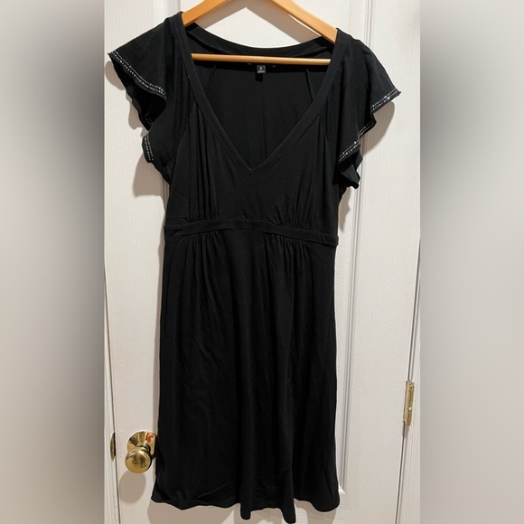 Express fit and flare flutter sleeve black cotton dress size small. - Picture 1 of 5